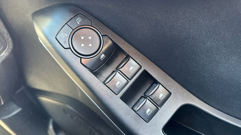 Ford Fiesta 1.0 EcoBoost Titanium 5dr Petrol Hatchback